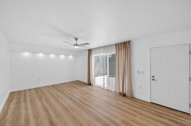 1617 16th Way, West Palm Beach, FL 33407