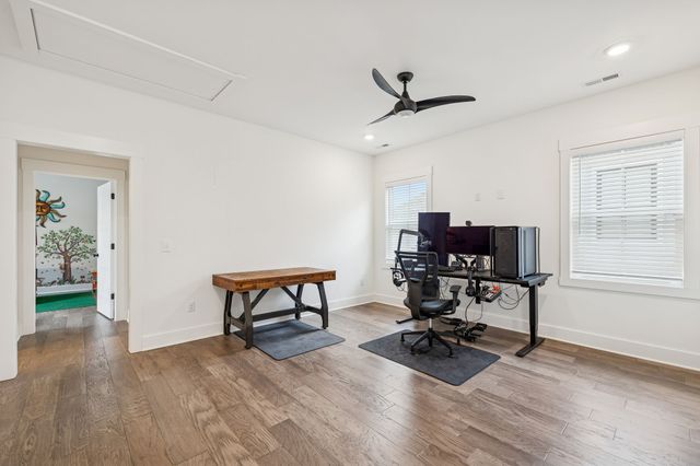 5715 Heirloom Dr, Murfreesboro, TN 37129