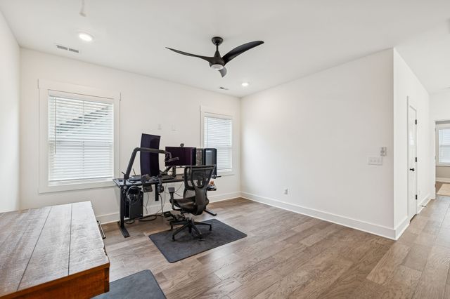 5715 Heirloom Dr, Murfreesboro, TN 37129