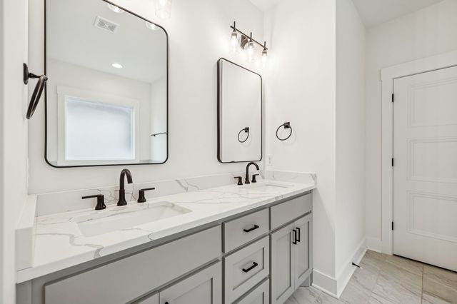 5715 Heirloom Dr, Murfreesboro, TN 37129