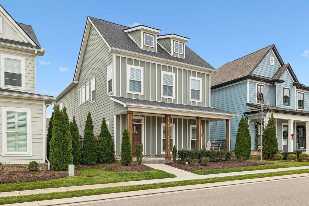 5715 Heirloom Dr, Murfreesboro, TN 37129