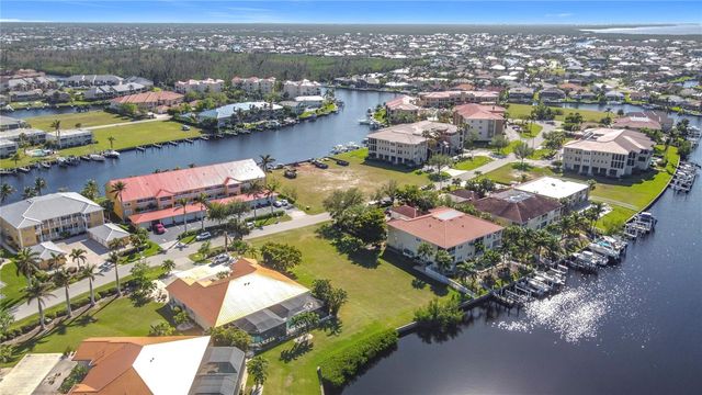 3227 PURPLE MARTIN DRIVE, Punta Gorda, FL 33950