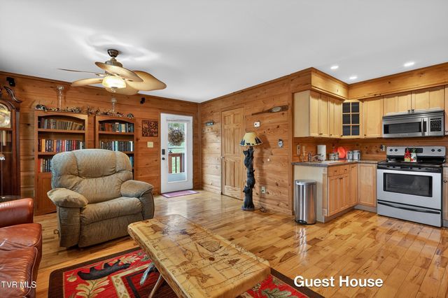 12138 Dettor Road, Bristol, VA 24202