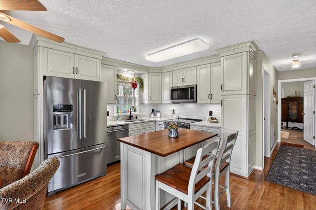 12138 Dettor Road, Bristol, VA 24202