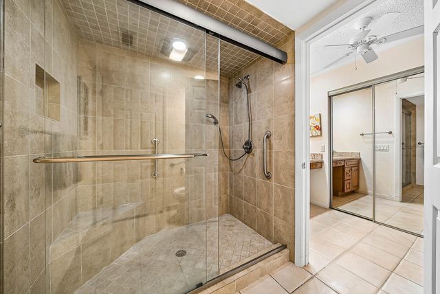 21875 Arriba Real 18b, Boca Raton, FL 33433