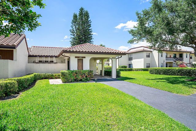 21875 Arriba Real 18b, Boca Raton, FL 33433