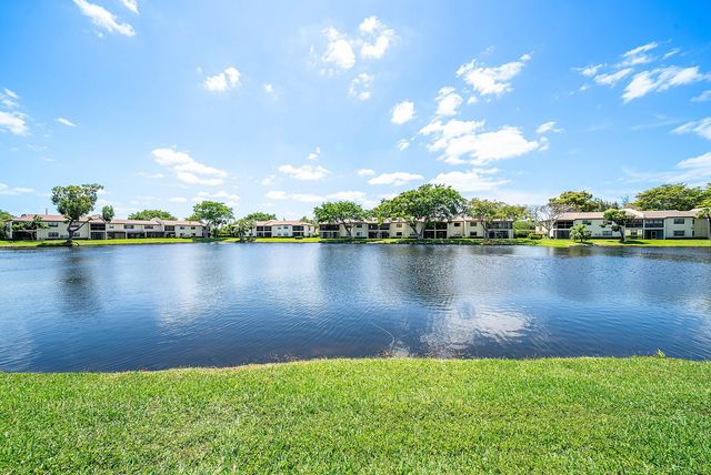 21875 Arriba Real 18b, Boca Raton, FL 33433
