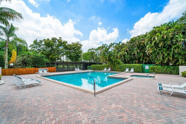 21875 Arriba Real 18b, Boca Raton, FL 33433