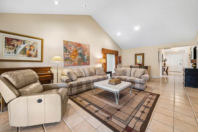 21875 Arriba Real 18b, Boca Raton, FL 33433