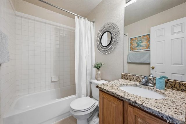 10293 Sedge Grass Way, Highlands Ranch, CO 80129