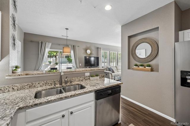 10293 Sedge Grass Way, Highlands Ranch, CO 80129