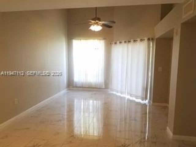 4863 Via Palm Lakes 806, West Palm Beach, FL 33417