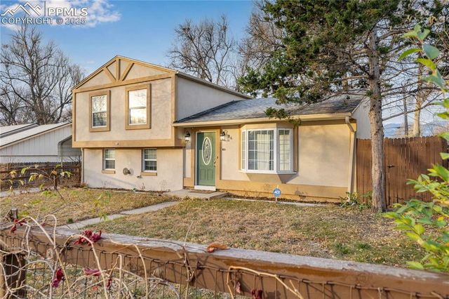 26 ARRAWANNA Street, Colorado Springs, CO 80909