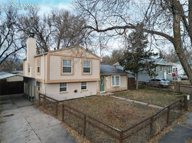 26 ARRAWANNA Street, Colorado Springs, CO 80909