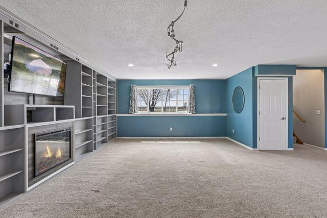 13556 355th Street, Lindstrom, MN 55045