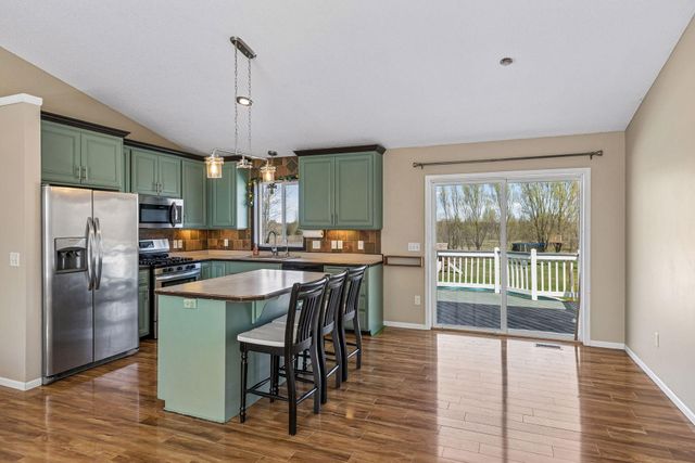 13556 355th Street, Lindstrom, MN 55045