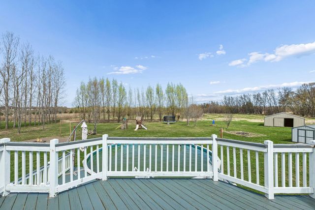 13556 355th Street, Lindstrom, MN 55045