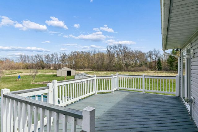 13556 355th Street, Lindstrom, MN 55045