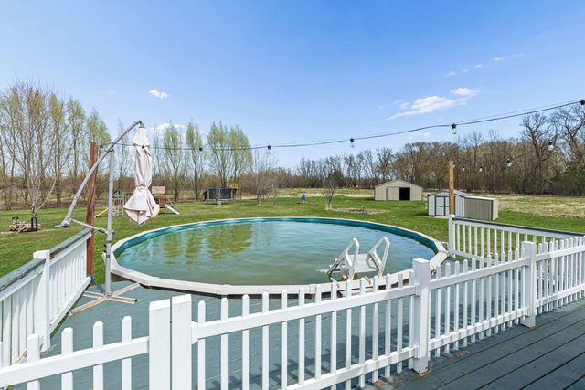 13556 355th Street, Lindstrom, MN 55045