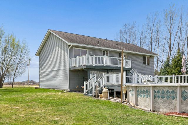 13556 355th Street, Lindstrom, MN 55045