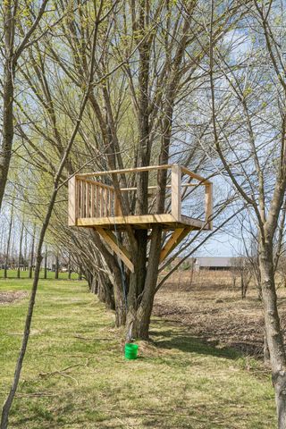 13556 355th Street, Lindstrom, MN 55045