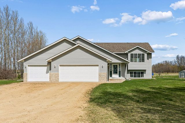 13556 355th Street, Lindstrom, MN 55045