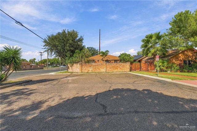 3620 Gumwood Avenue 1, Mcallen, TX 78501