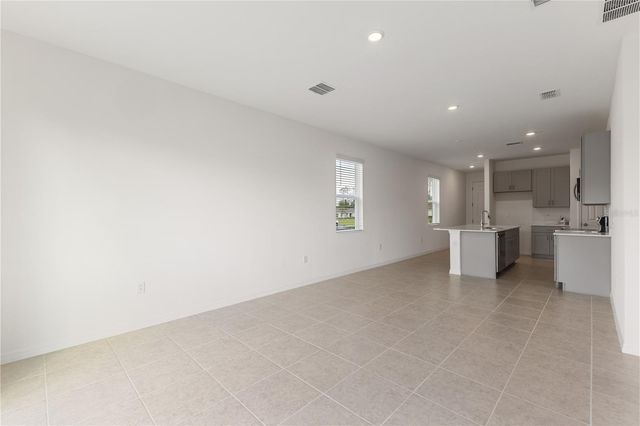 9116 WILDLIGHT TRAIL, Wildwood, FL 34785