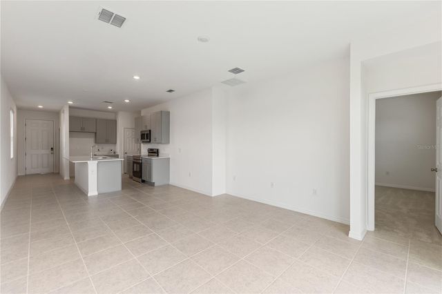 9116 WILDLIGHT TRAIL, Wildwood, FL 34785