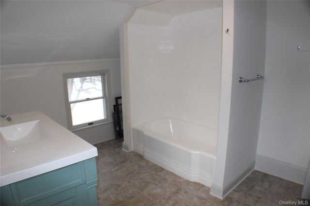 1710 Route 300 B, Newburgh, NY 12550