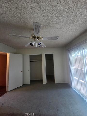 14299 La Paz Drive 32, Victorville, CA 92395