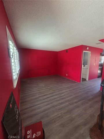 14299 La Paz Drive 32, Victorville, CA 92395