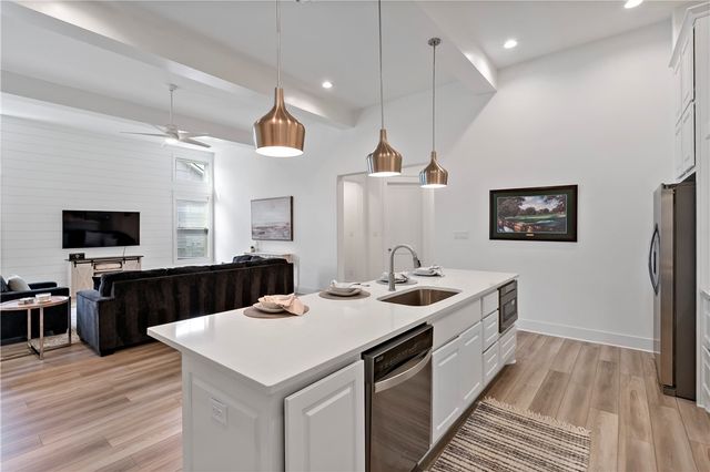 5048 Mooney Falls Drive, Bryan, TX 77802