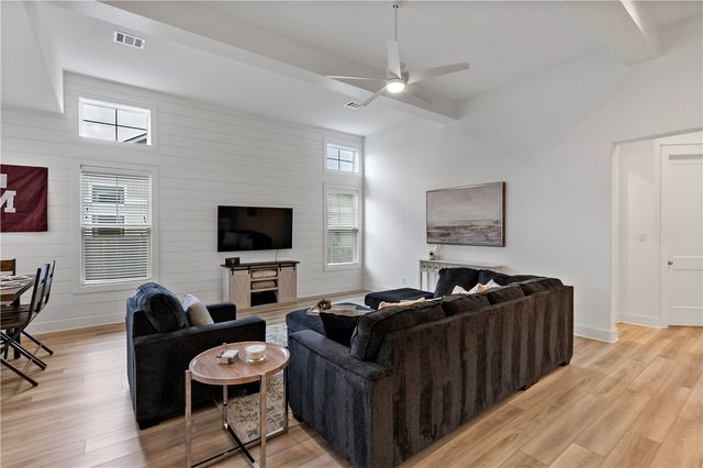 5048 Mooney Falls Drive, Bryan, TX 77802