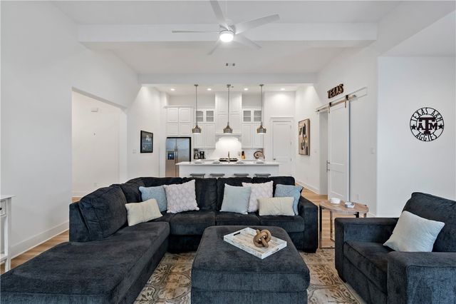 5048 Mooney Falls Drive, Bryan, TX 77802