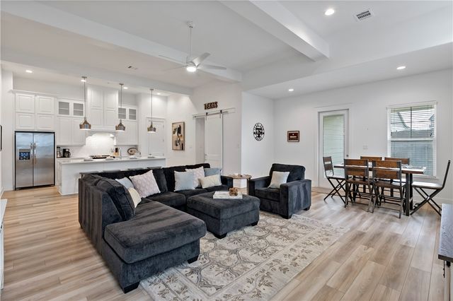 5048 Mooney Falls Drive, Bryan, TX 77802