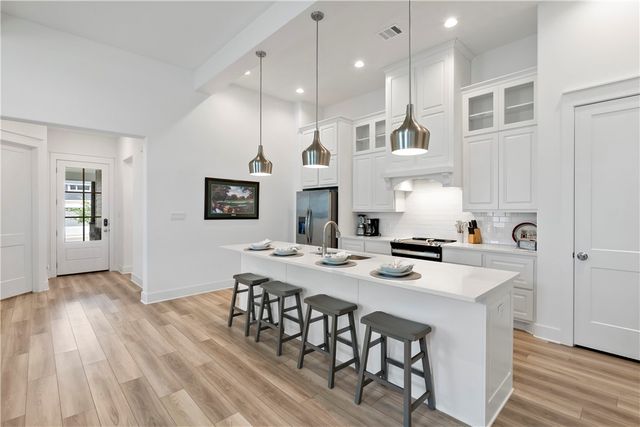 5048 Mooney Falls Drive, Bryan, TX 77802