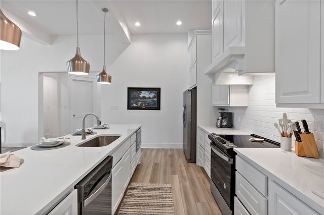 5048 Mooney Falls Drive, Bryan, TX 77802