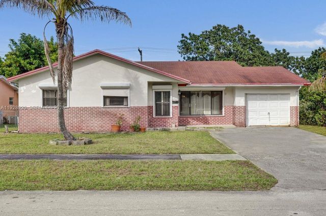 4781 NW 19th Ct, Lauderhill, FL 33313