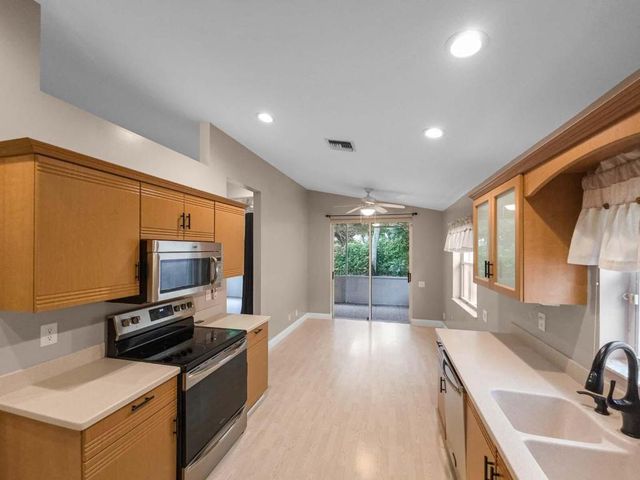 11826 Haddon Park Way, Boynton Beach, FL 33437