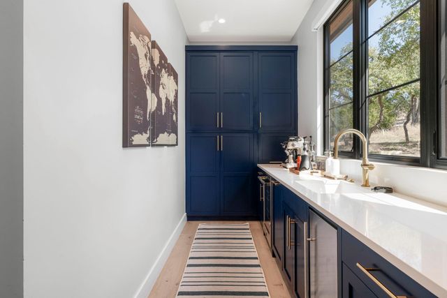 243 Emerald Point CV, Driftwood, TX 78619