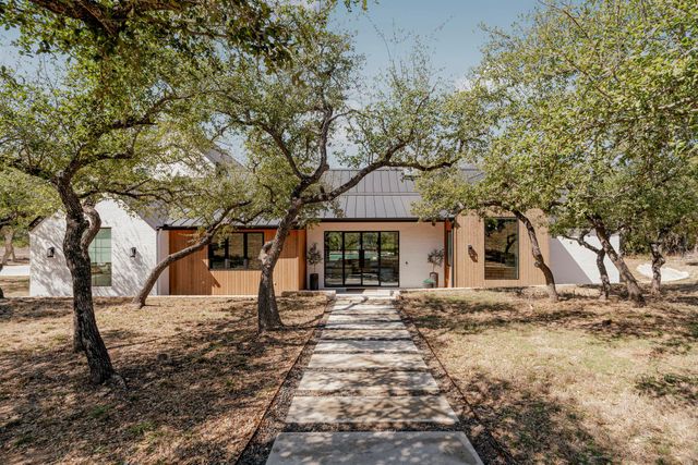 243 Emerald Point CV, Driftwood, TX 78619