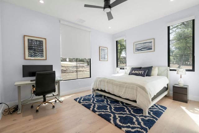 243 Emerald Point CV, Driftwood, TX 78619