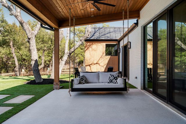 243 Emerald Point CV, Driftwood, TX 78619