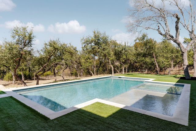 243 Emerald Point CV, Driftwood, TX 78619