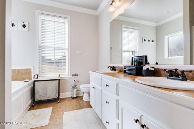 104 White Stripe Cove, Carencro, LA 70520