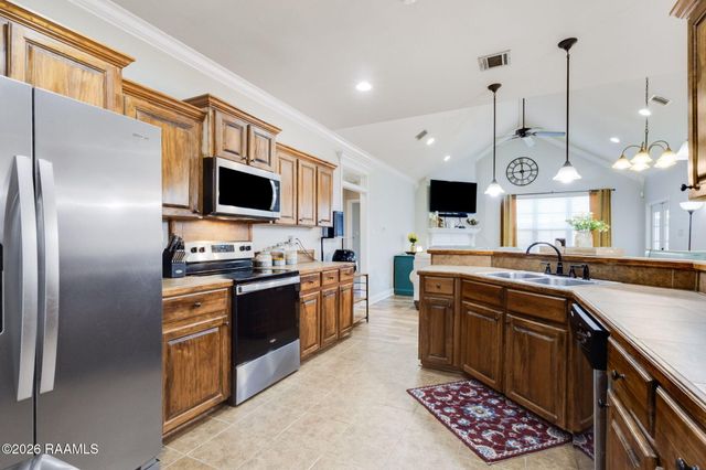 104 White Stripe Cove, Carencro, LA 70520