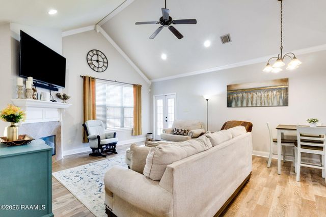 104 White Stripe Cove, Carencro, LA 70520