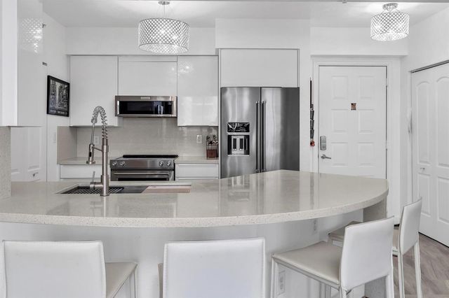 1830 Radius Drive 912, Hollywood, FL 33020