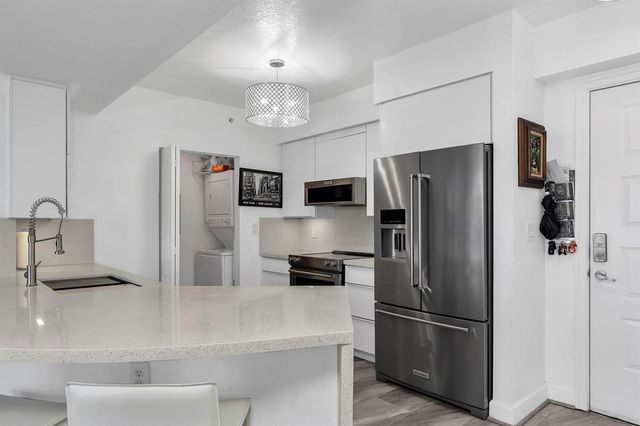1830 Radius Drive 912, Hollywood, FL 33020